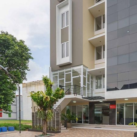 Reddoorz Plus Near Eka Hospital Bsd 5 Dadap エクステリア 写真
