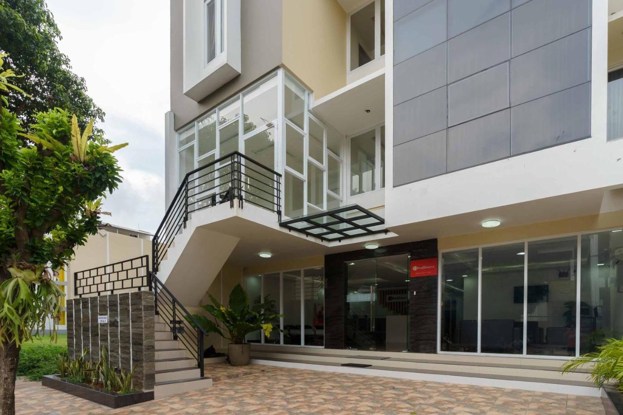 Reddoorz Plus Near Eka Hospital Bsd 5 Dadap エクステリア 写真